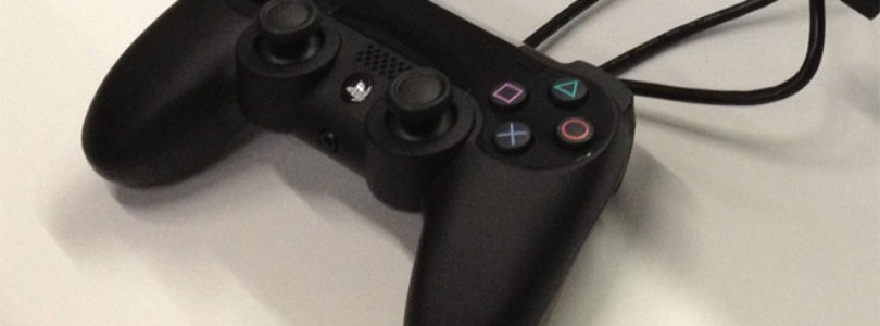 PlayStation 4 mando táctil