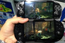 Nueva PS Vita frente al modelo anterior.