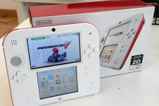 Nintendo 2DS 'pack' Blanco-Rojo.
